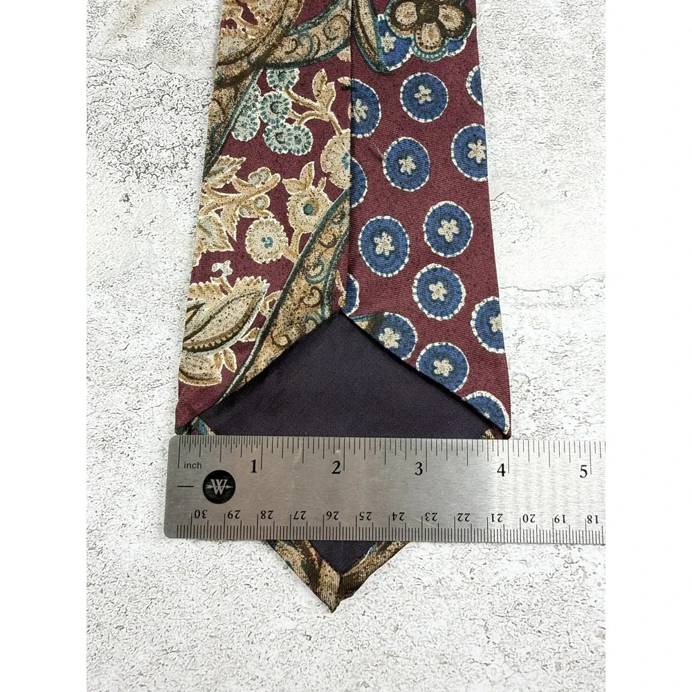 Liberty Of London Tie Mens One Size Red 100% Silk Pointed Paisley Woven